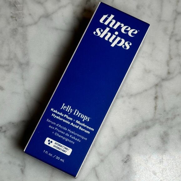 Three Ships Jelly Drops™ Kakadu Plum + Mushroom Hyaluronic Acid Serum | NEW - Picture 2 of 4